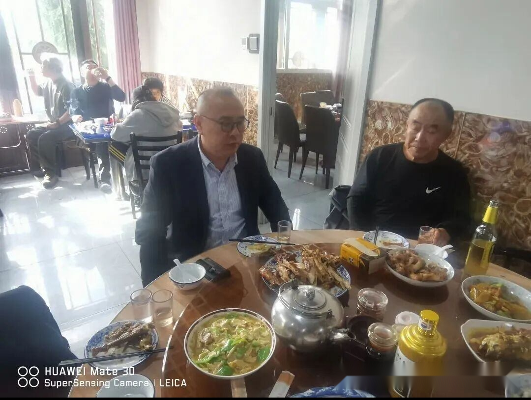 酒酣情浓话宗亲——中外徐氏联谊侧记.png