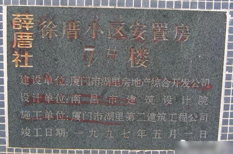 be3784a0f6e9f581_02_666221938cd1.jpg