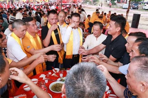 清河世泽 金鉴家声 海丰县黄羌镇上头洋村举办张氏祖祠重光庆典（宗亲纪事）.jpg