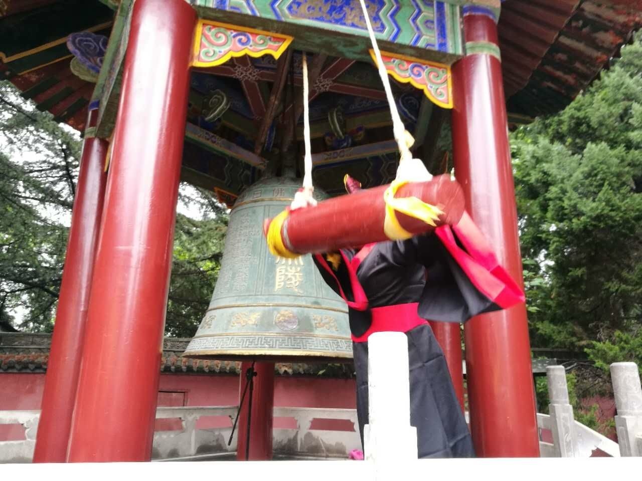 2017陕西宝鸡举行丁酉年丝路寻根炎帝祭祀大典（祭祖纪事）.jpg