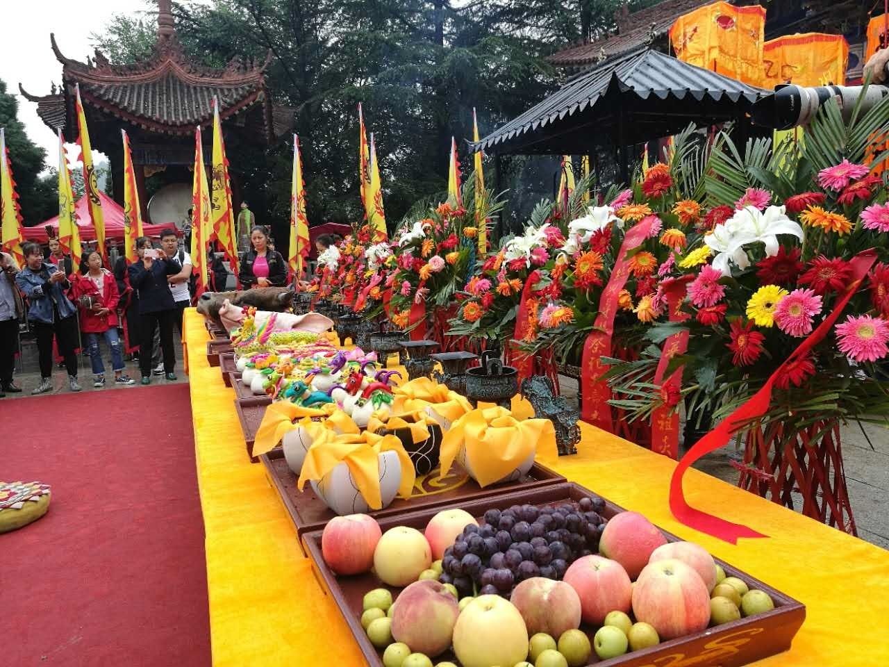 2017陕西宝鸡举行丁酉年丝路寻根炎帝祭祀大典（祭祖纪事）.jpg
