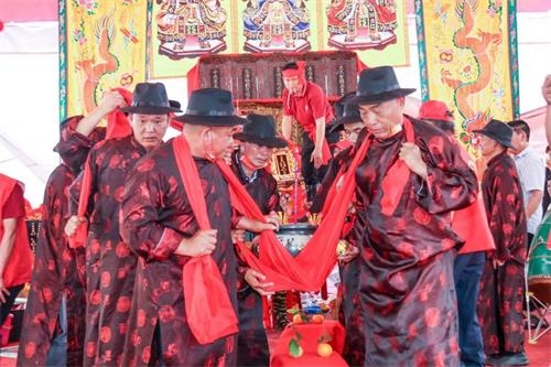 清河世泽 金鉴家声 海丰县黄羌镇上头洋村举办张氏祖祠重光庆典（宗亲纪事）.jpg