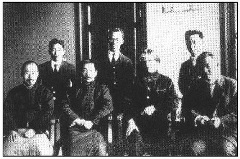 俄罗斯盲诗人爱罗先珂与八道湾的周氏兄弟（文化辑录）.jpg