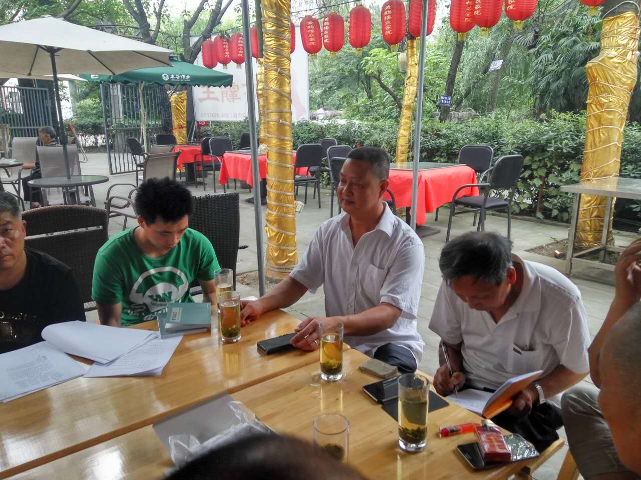 仁德公世系族群联谊会(常务扩大)会议进行中（谱牒资料）.jpg