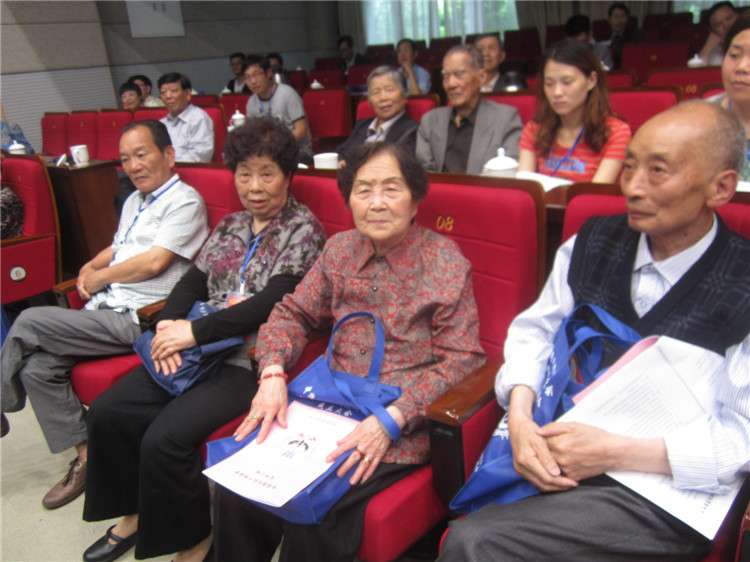 杭州周氏联谊会成立.jpg