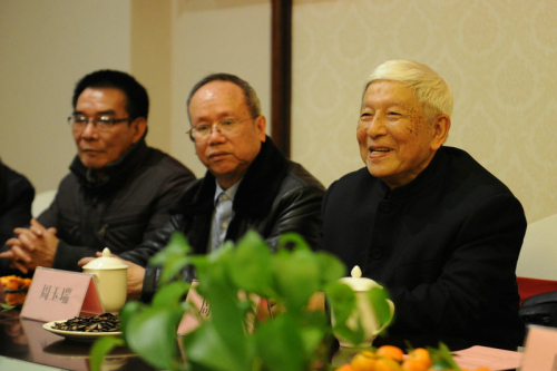 平潭周氏办事处(研究会)暨周氏历史文化保护中心隆重成立（宗亲交流）.jpg