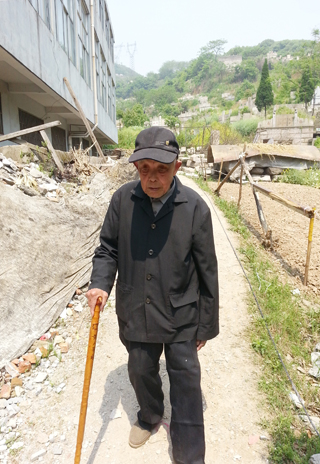 我和二祖父绍兴安昌西扆山祖墓行记（文化辑录）.jpg