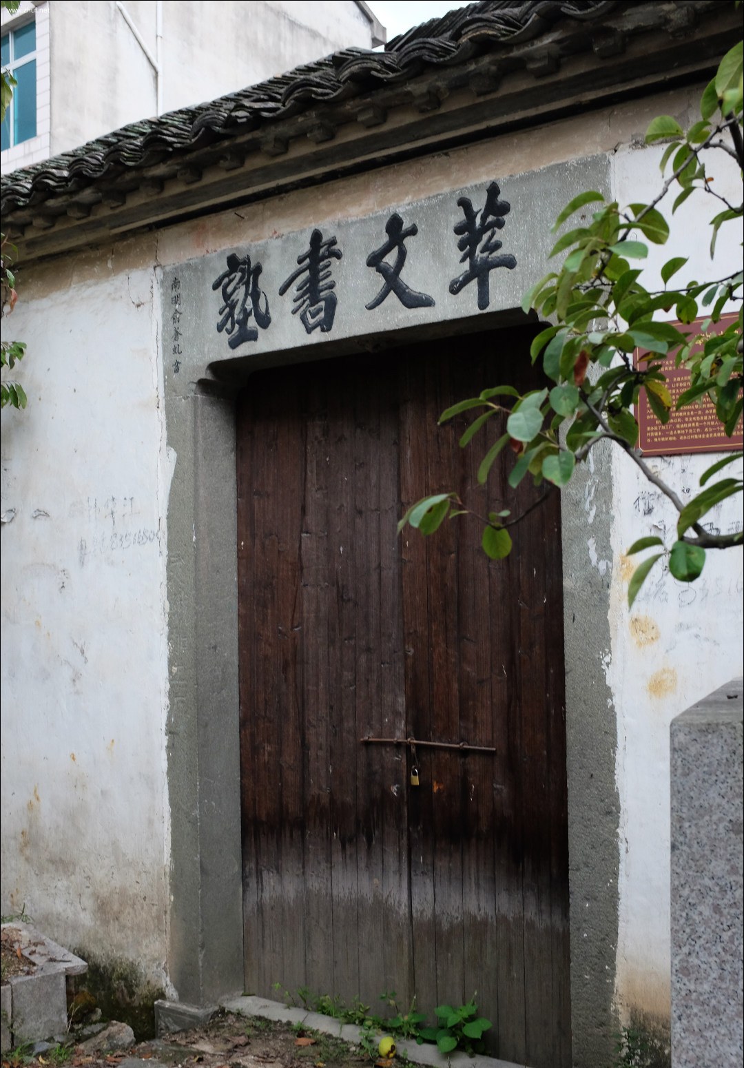 zhuf_42cf7a149e748582c6aa249a.jpg