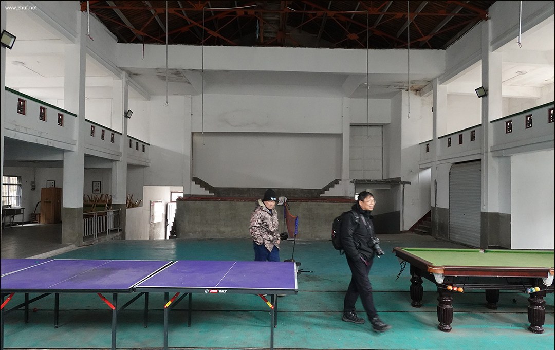 zhuf_4ab7852da69e3156f4661229.jpg