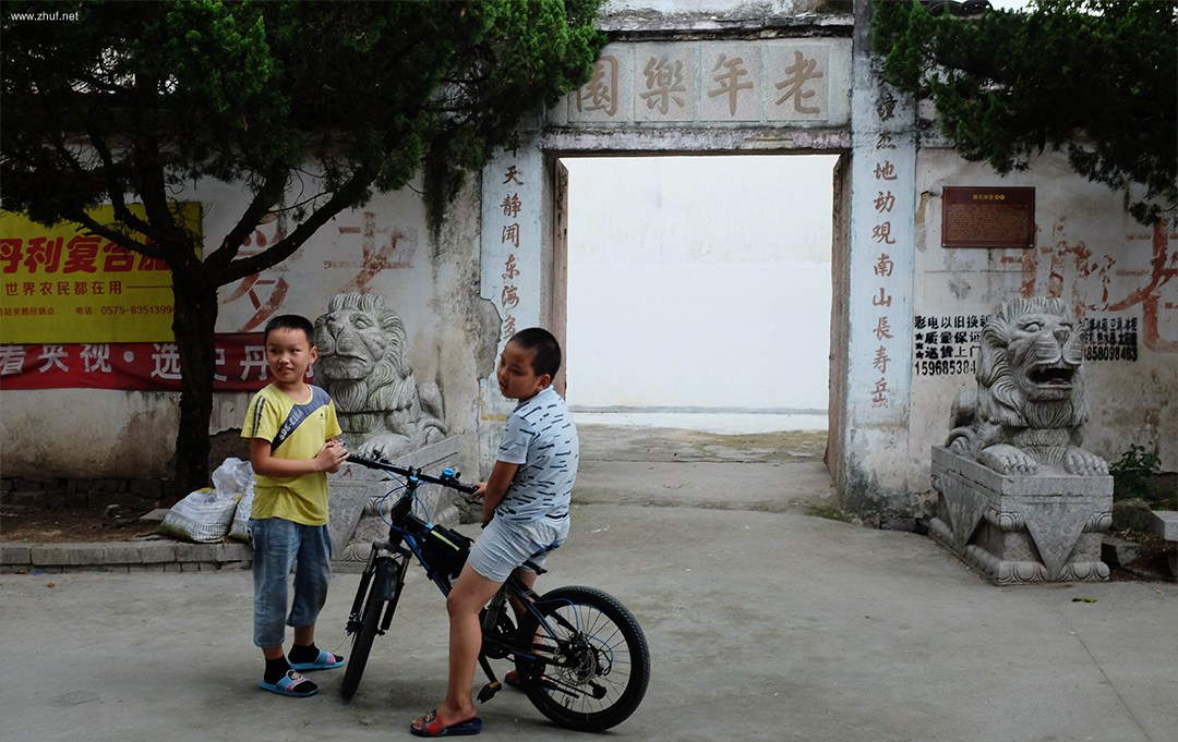 zhuf_ba15d1ab764e867659d447cc.jpg
