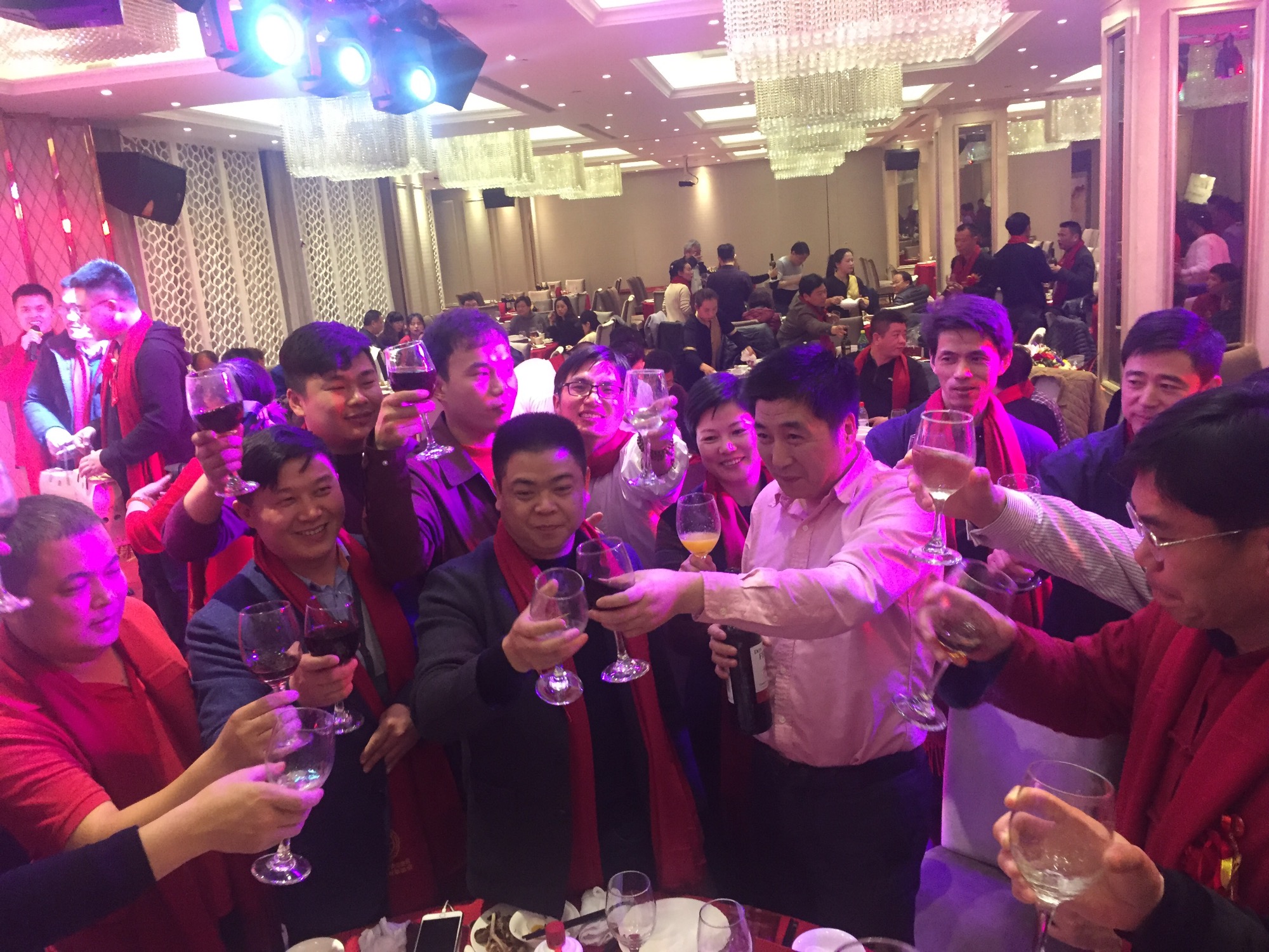 上海朱子文化促进会“一带一路共同发展暨2018迎春联谊会”隆重举行！（宗亲纪事）.jpg