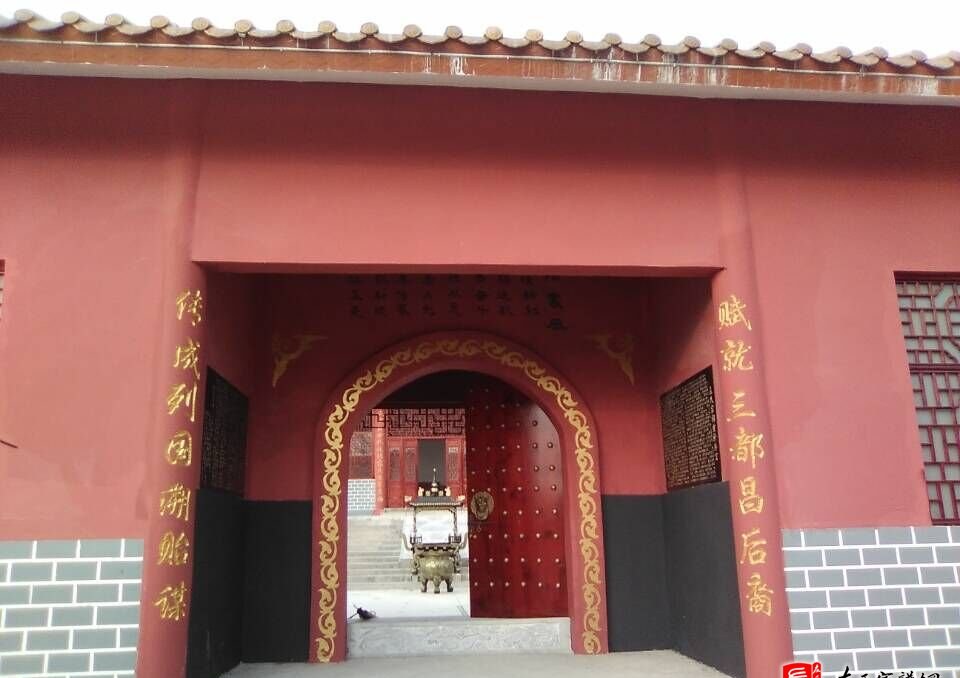 zuo_12fe9fc25c718562b44bb7.jpg
