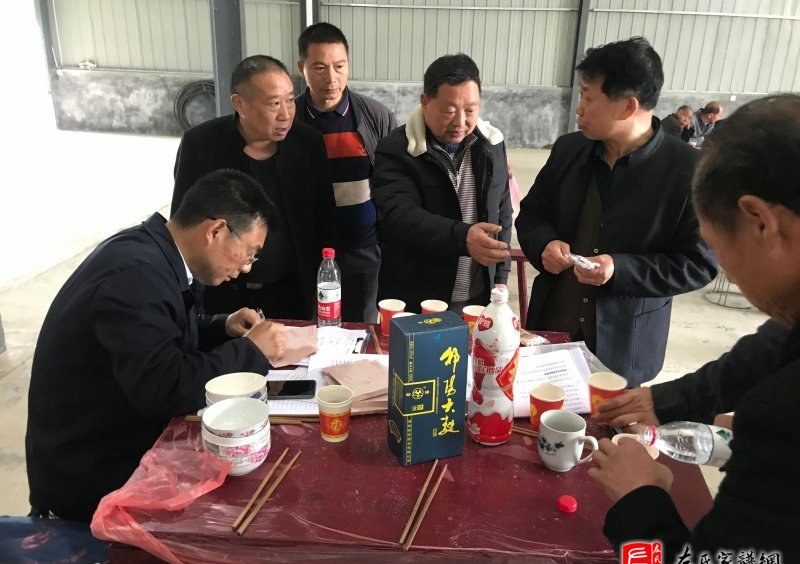 zuo_2213e26b3f6293dadf5fdf.jpg