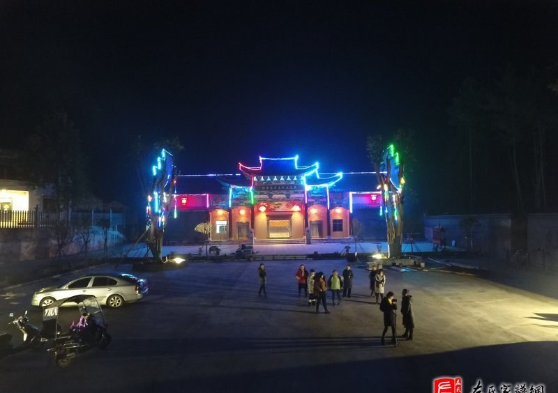 zuo_2478d775b27f72d7bbd33b.jpg