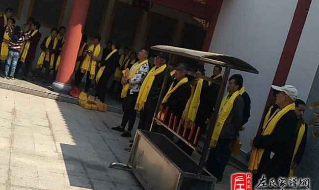 zuo_25fa33589cb569106edbee.jpg