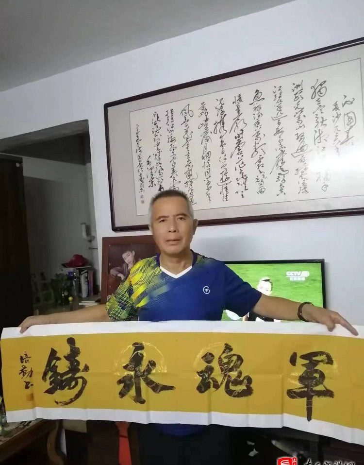 zuo_2bd4d430a0c5b444bf409e.jpg