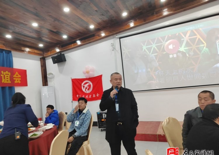 zuo_34ff0bd506213f5b95e02e.jpg