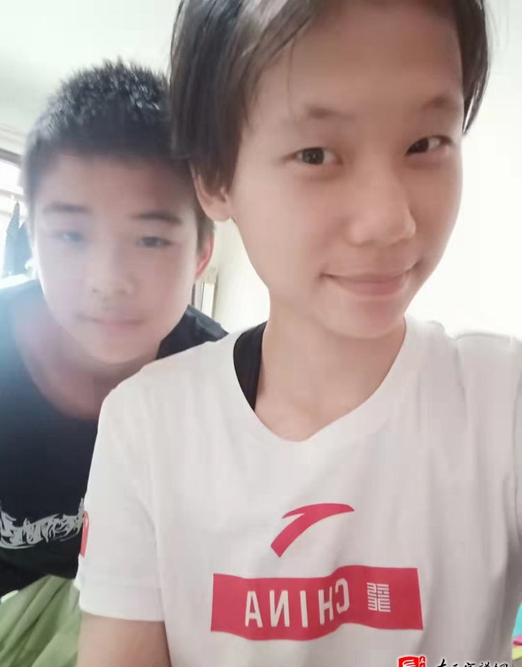 zuo_39b07d1c7728cf2870b968.jpg