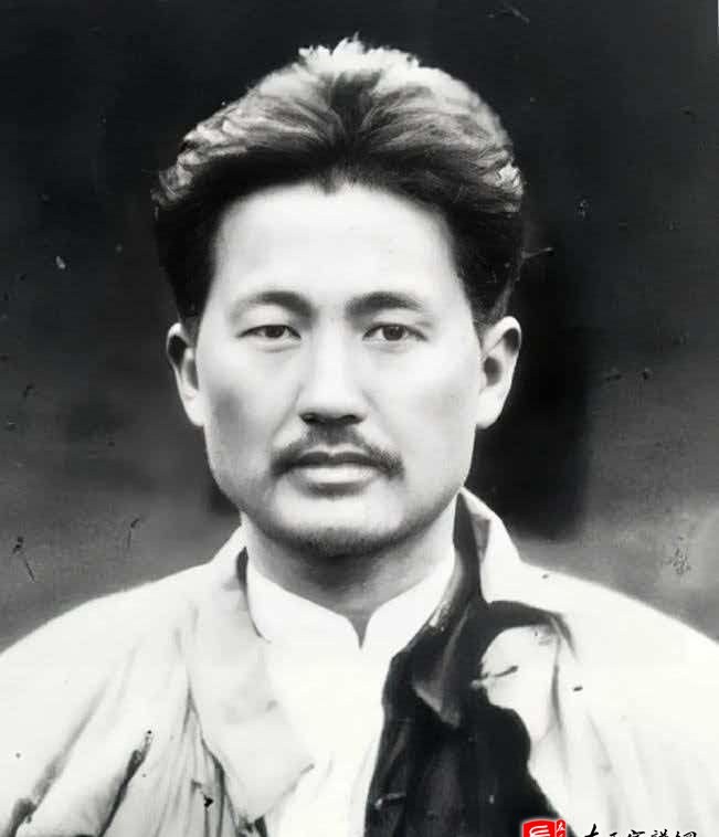 zuo_403c02adf8cbd9e661af91.jpg