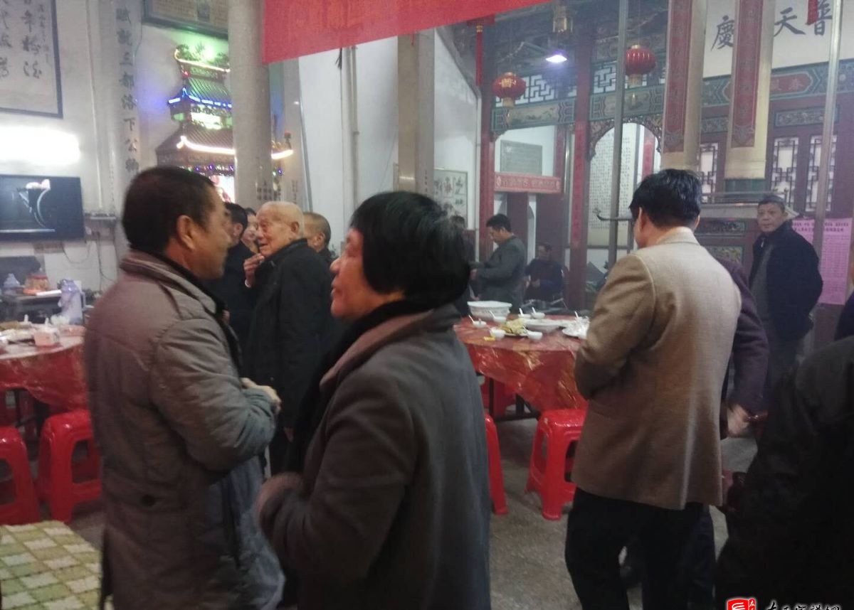 zuo_494eae762d2c7d377288e2.jpg