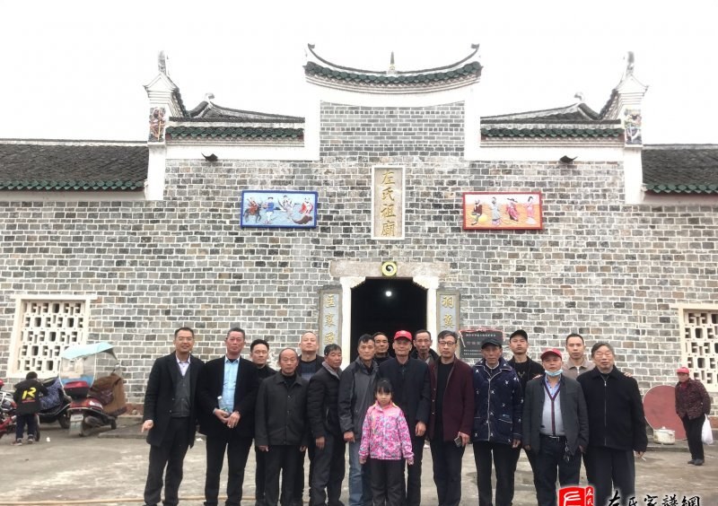 zuo_4ab4085953716454a2cdf2.jpg