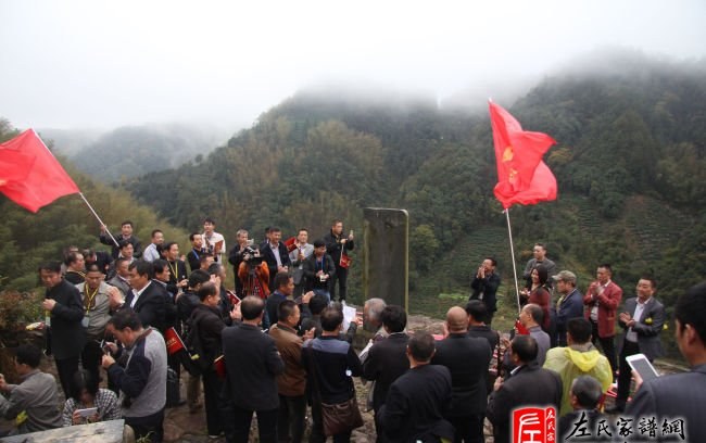 zuo_7bf6d724f4073568eeaf31.jpg