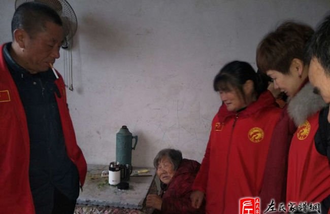 zuo_9386f2ba36f19c607d5594.jpg
