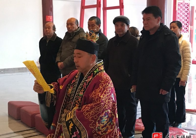 zuo_978094c48f8c7d8d5aaf06.jpg