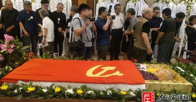 zuo_98ba519c40401de01c7e0f.jpg