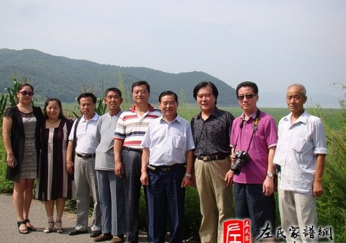 zuo_991f22d84c757d310083bb.jpg