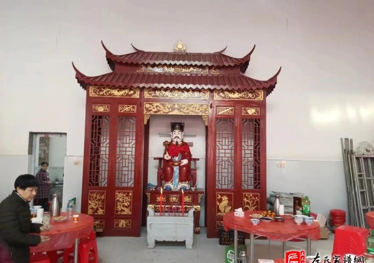 zuo_b47927948f8ae335aff87b.jpg