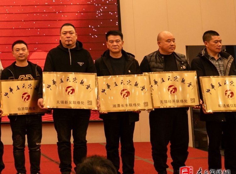 zuo_bfa579fb523fc7418d9c62.jpg