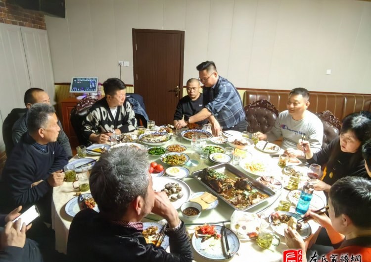 zuo_c55ef210c148593b7d1f98.jpg