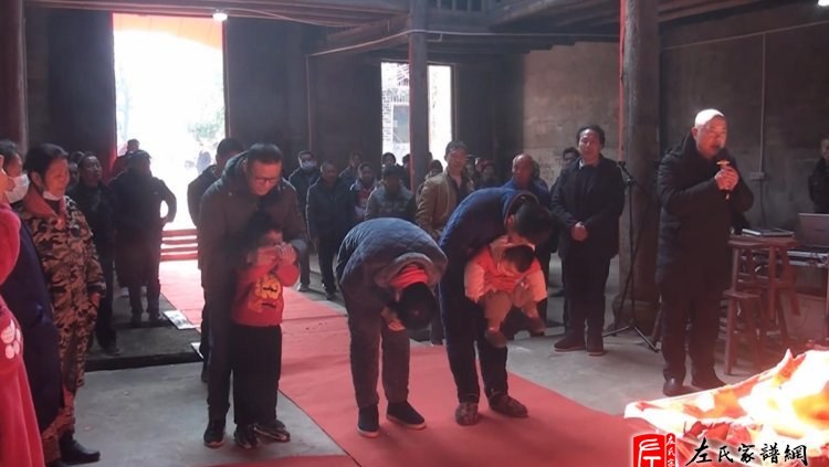 zuo_ce96ce2e3d7756a36bcb53.jpg