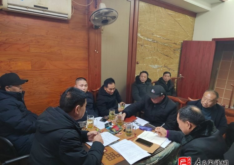 zuo_dd800b0142d5d924386596.jpg
