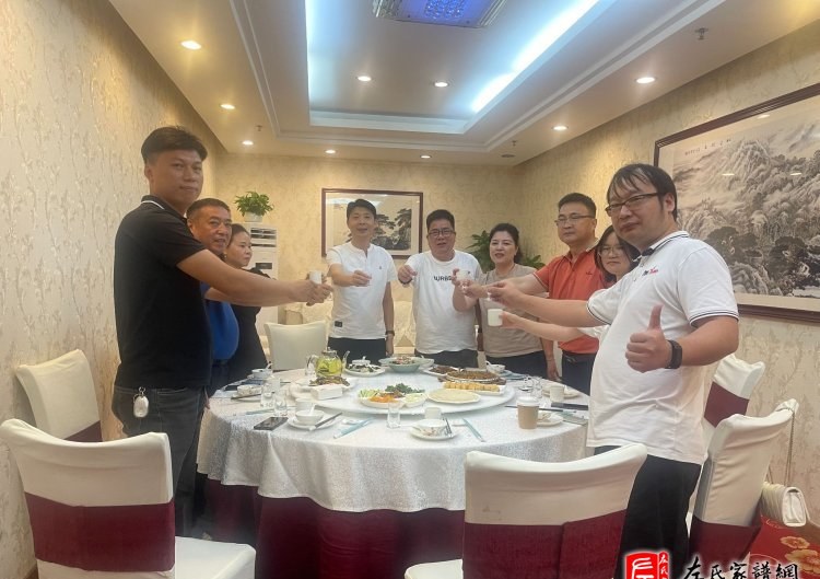 zuo_e03b10e584800f0a9ad486.jpg