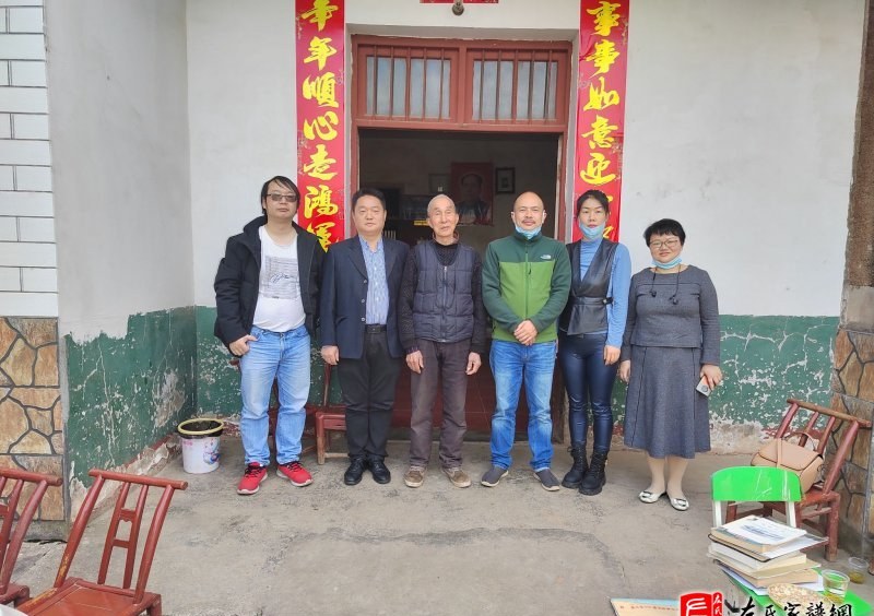 zuo_e0c7a1f5b365861f08235f.jpg