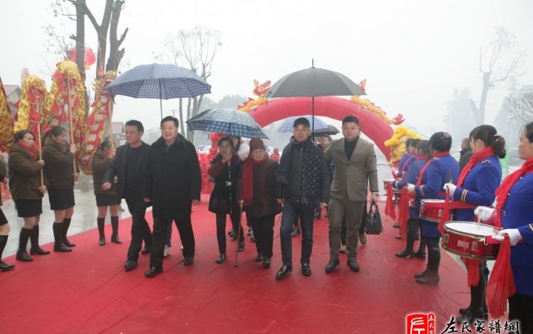 zuo_e1e4a95018494e6e45655f.jpg