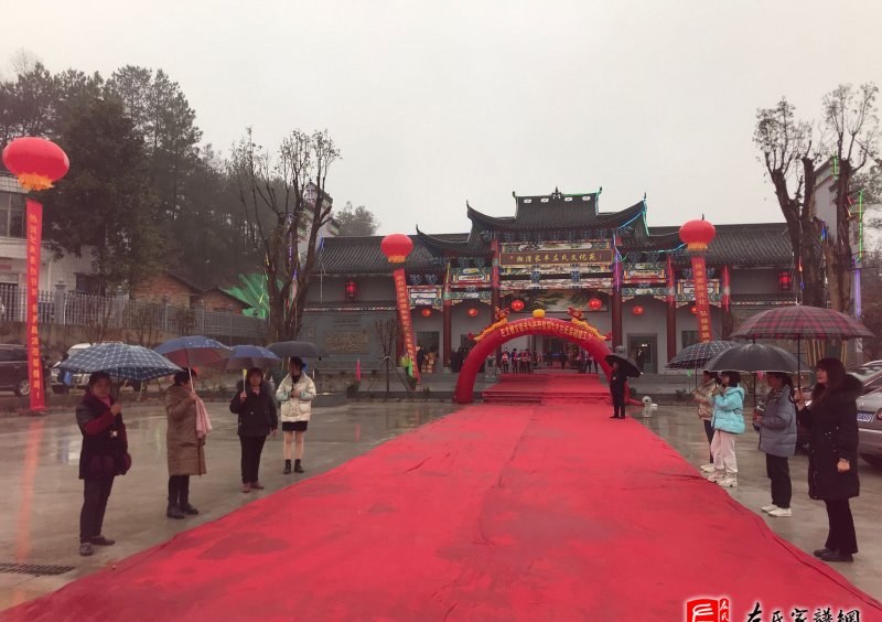 zuo_e553833c13fbc948fb5844.jpg