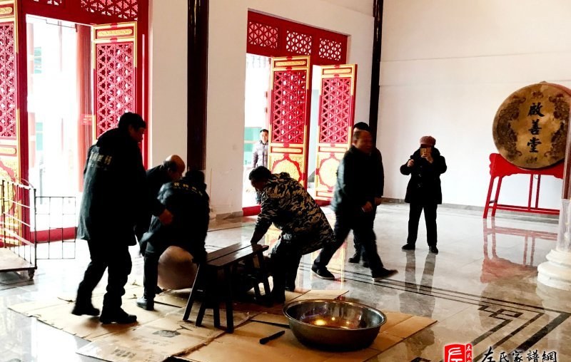 zuo_fc67d3154598758c48165f.jpg